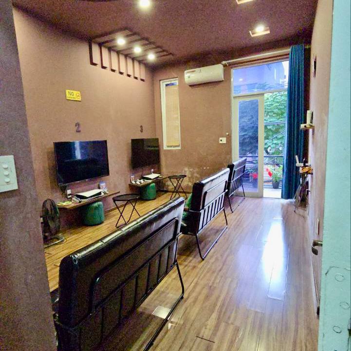 photo_2025-04-18_02-18-56