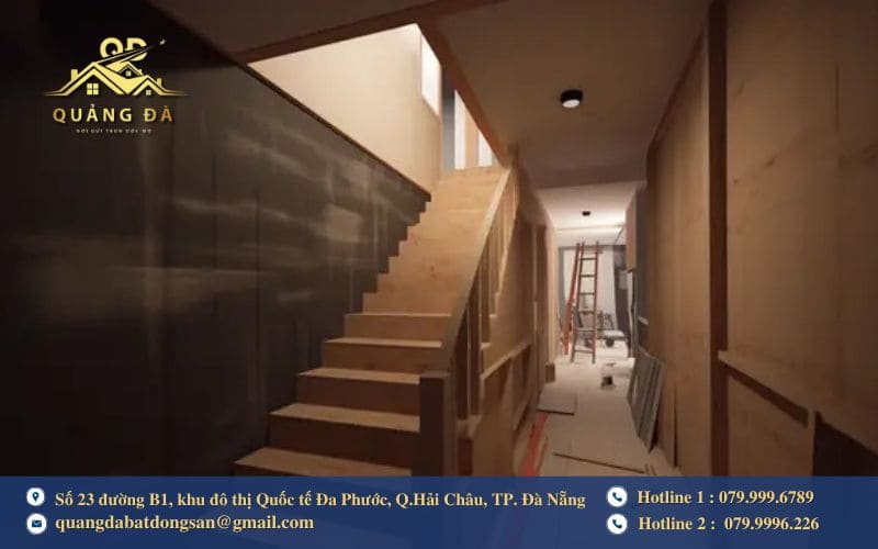 Cửa đối diện cầu thang xuống hầm