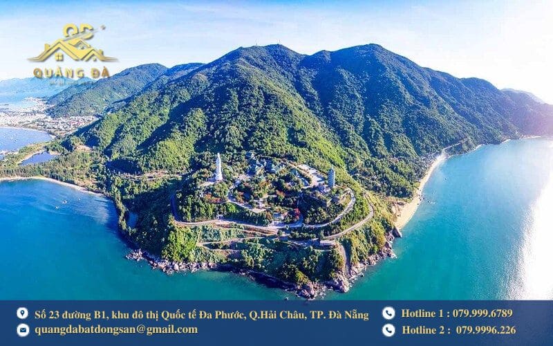 Thiên nhiên ưu đãi với cả biển, sông và núi