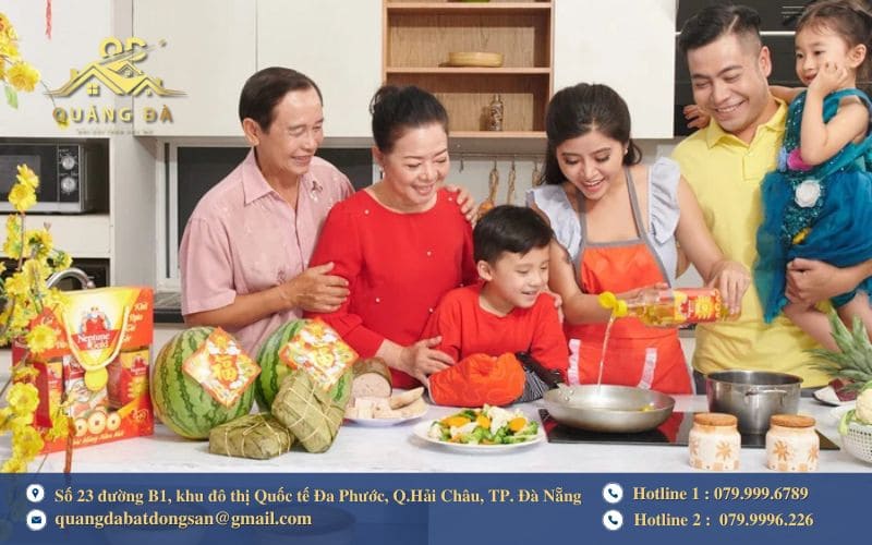 Thắp hương và khai bếp